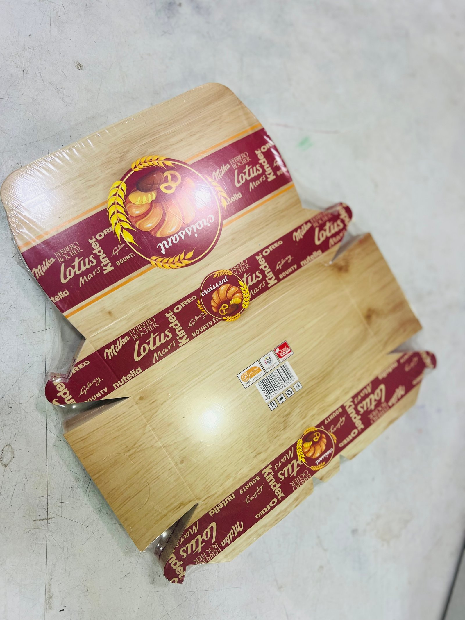 علبة بريوش ورقية عبوة 50